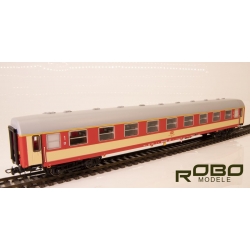 ROBO 211110 Wagon osobowy 1 kl. typu 112Ag - stacja Wrocław Ep.V